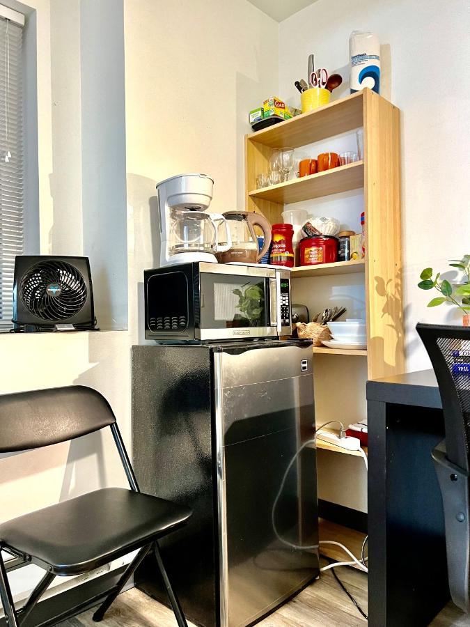 Micro Studio Apartment 10 Minutes Walk To University Of Washington Seattle Exterior foto